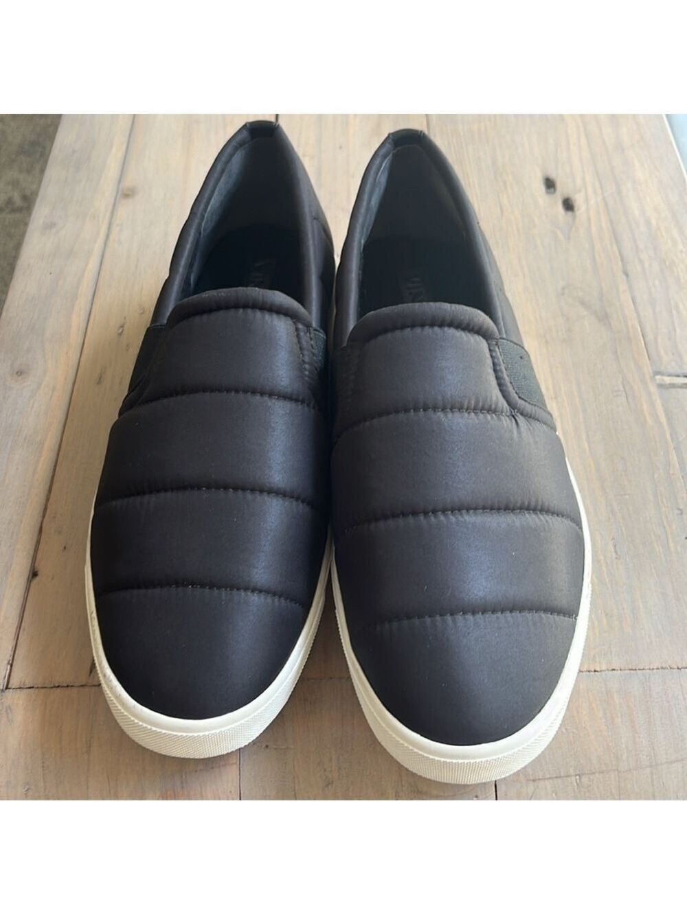 New VINCE Blair Quilted Nylon Slip-On Sneakers in Black US 9.5 - Picture 12 of 12